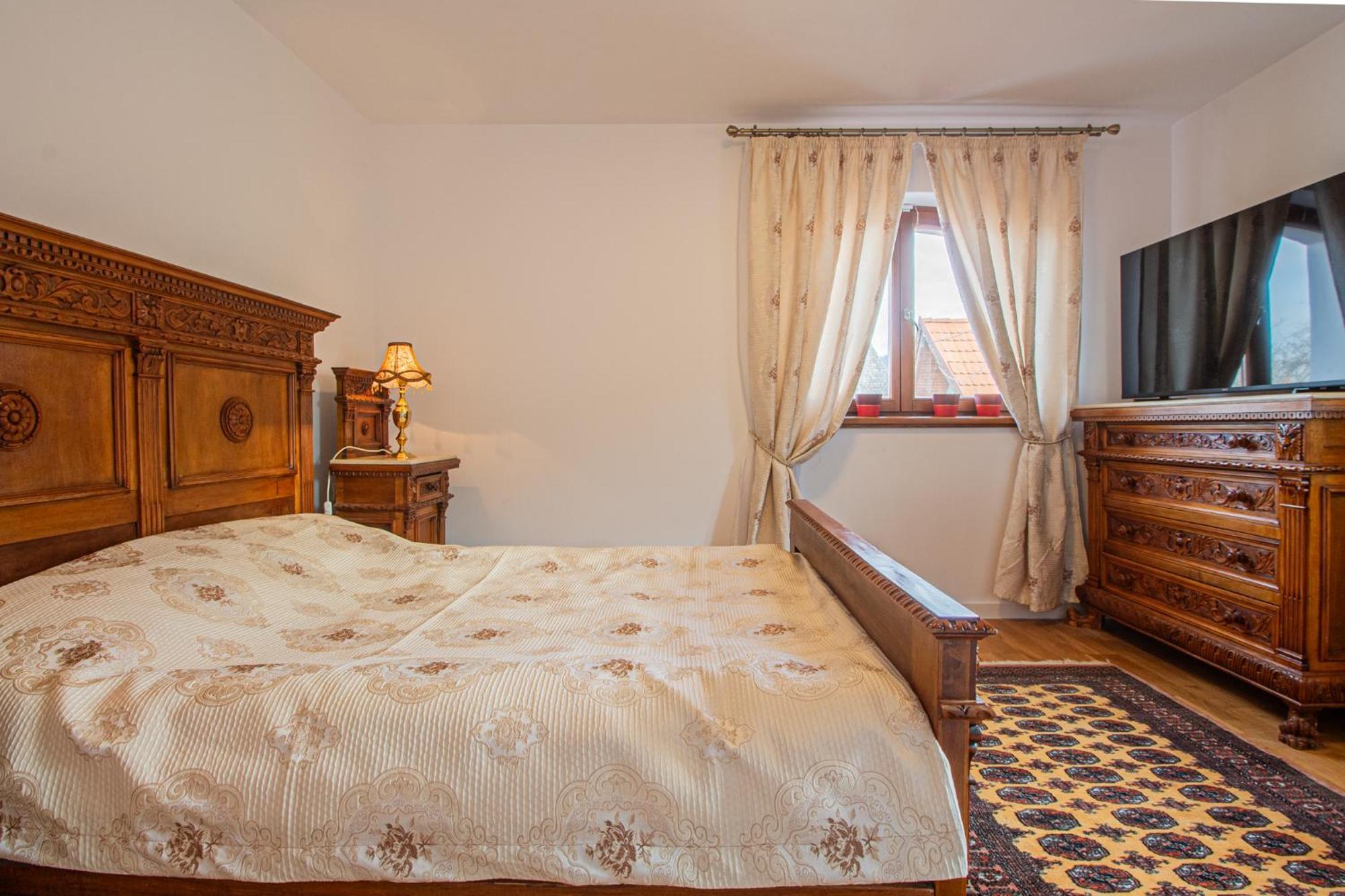 Runca-N Rai Hotel Cristian  Eksteriør billede
